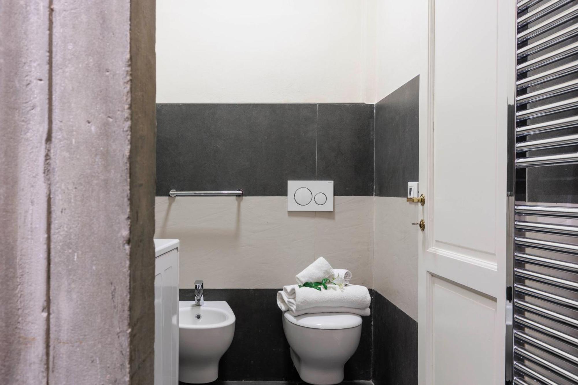 Santa Croce Deluxe Apartment Firenze Bagian luar foto